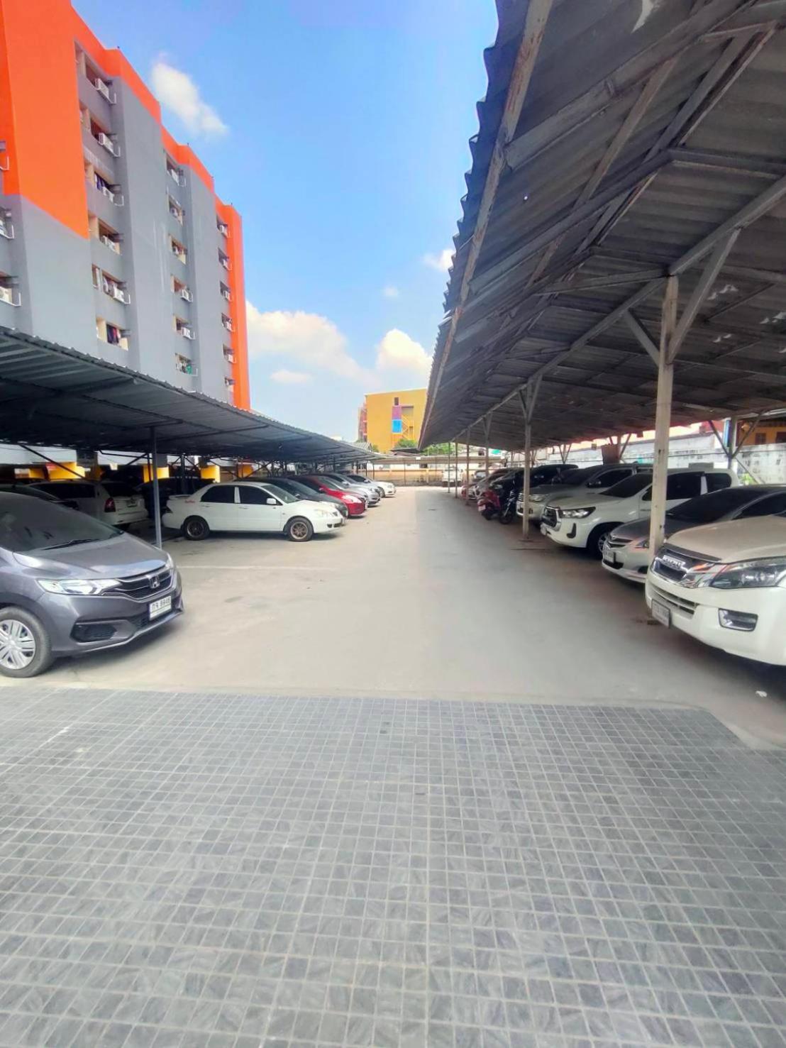 Prl Place Bangkok Eksteriør bilde